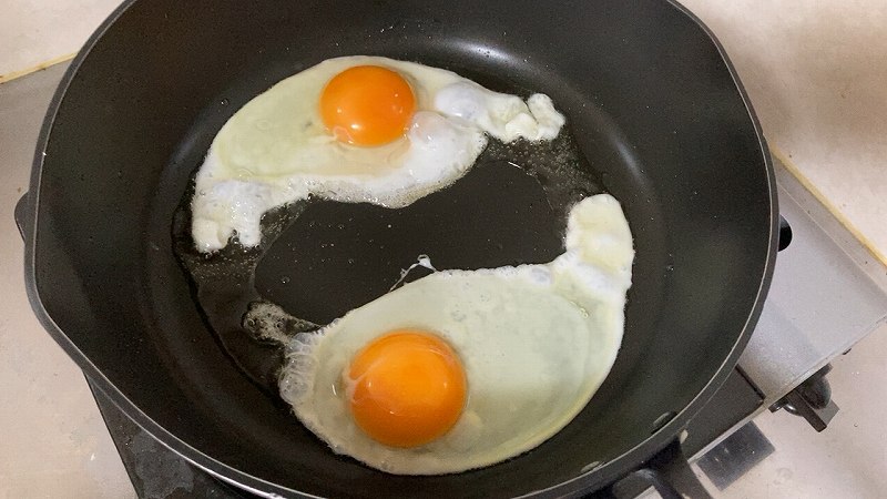 卵２つイン