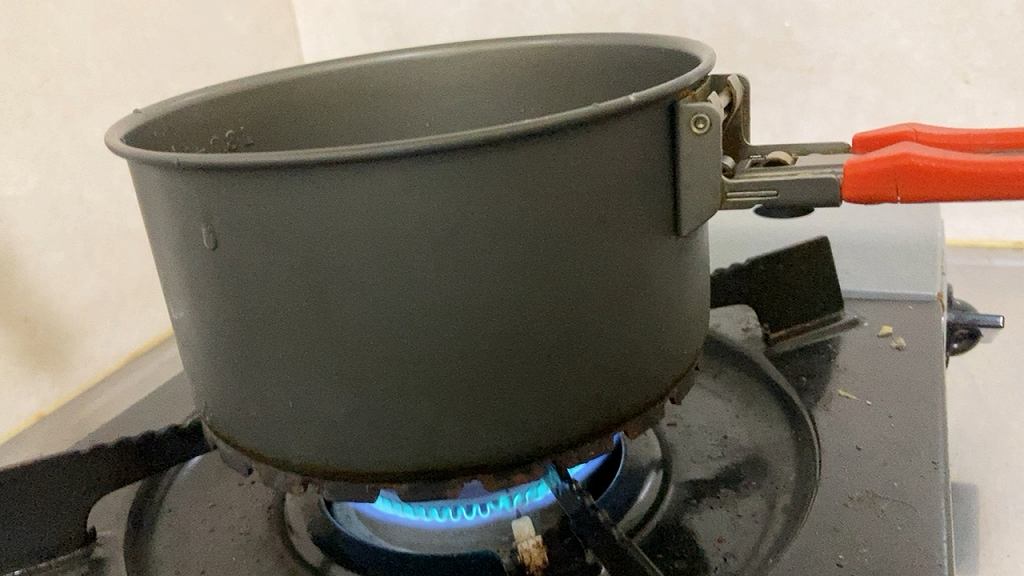鍋を沸かす
