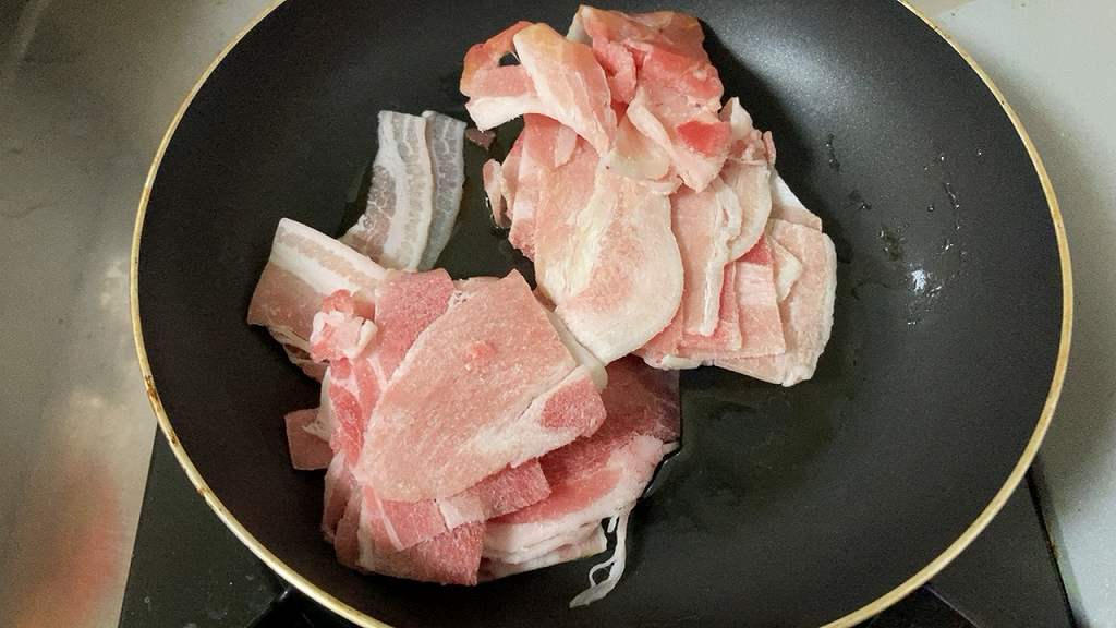 豚肉炒め