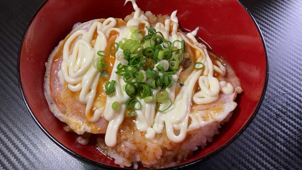 実食２・ハムエッグ丼アイキャッチ