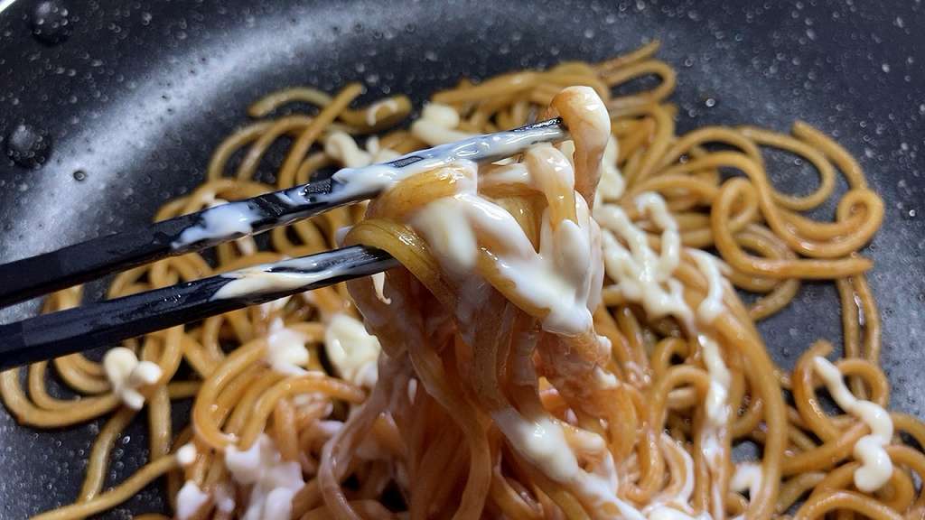 焼きそば実食３