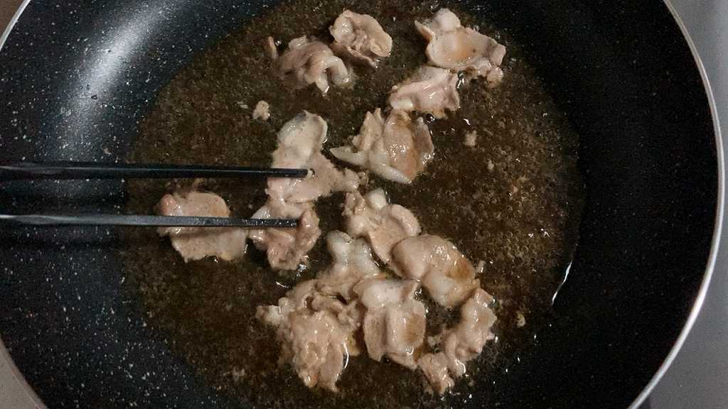 豚肉煮込み