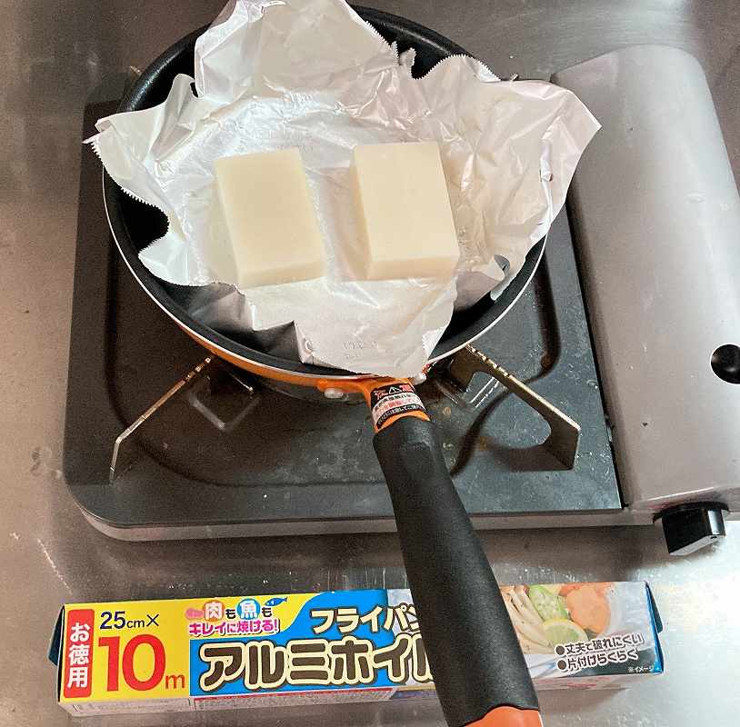 餅を炒める