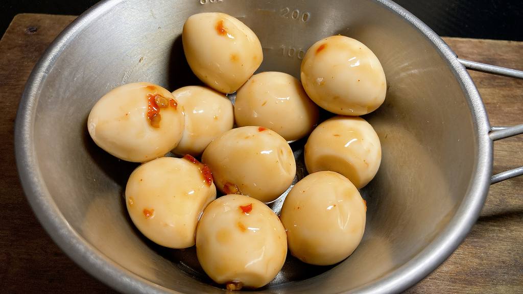 実食2、うずらのピリ辛味玉アイキャッチ