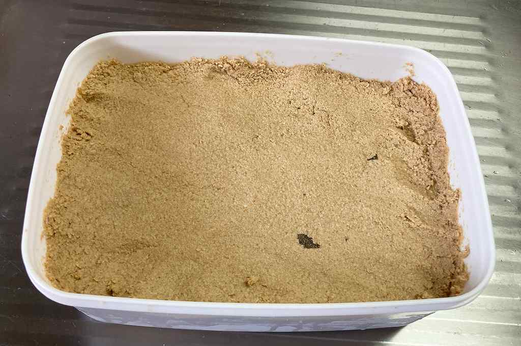 茄子を漬け込む2