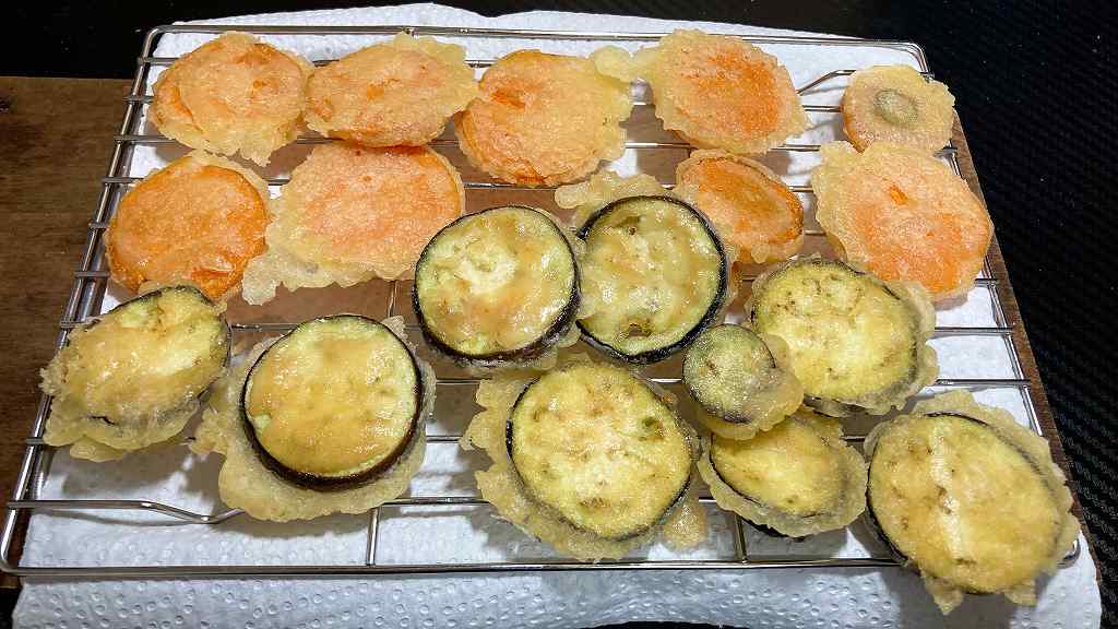 実食2、人参と茄子の天ぷらアイキャッチ