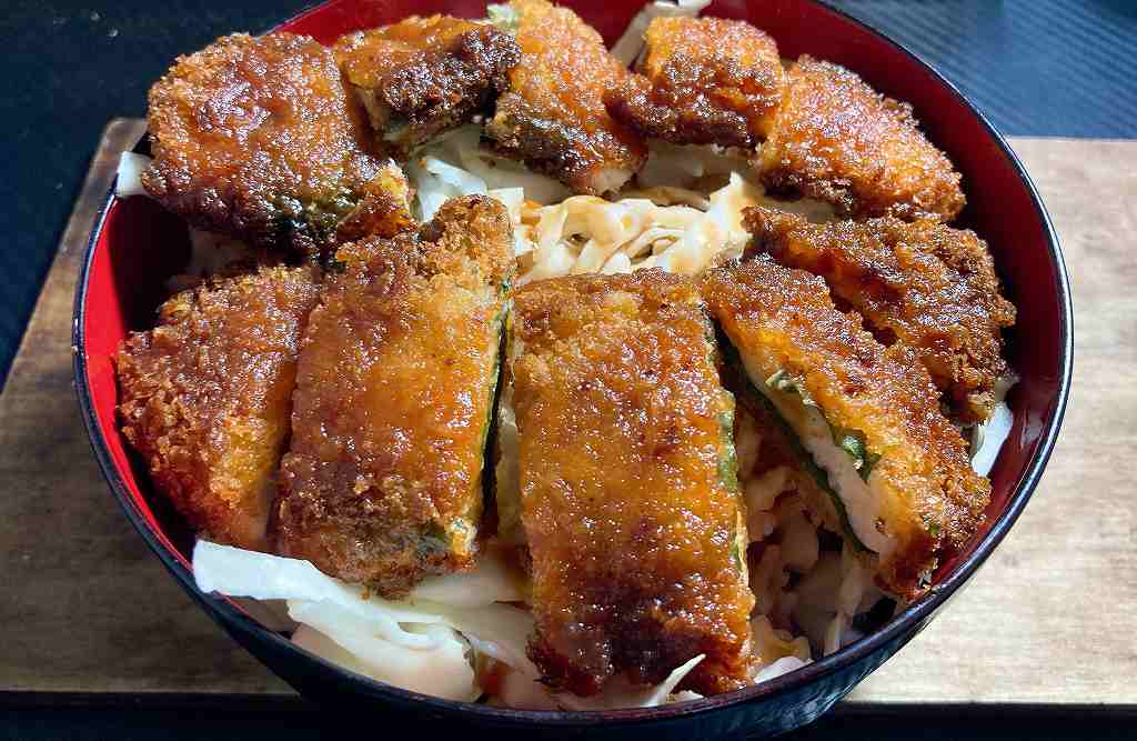 実食2、ソースササミしそカツ丼アイキャッチ