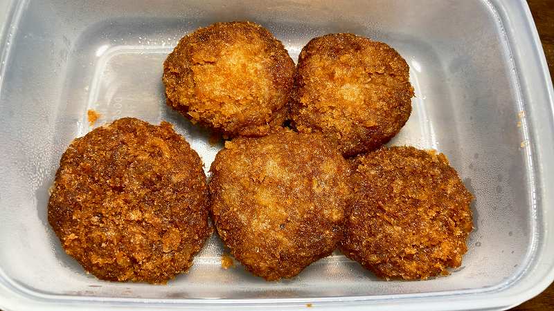 実食２、こつぶメンチカツアイキャッチ