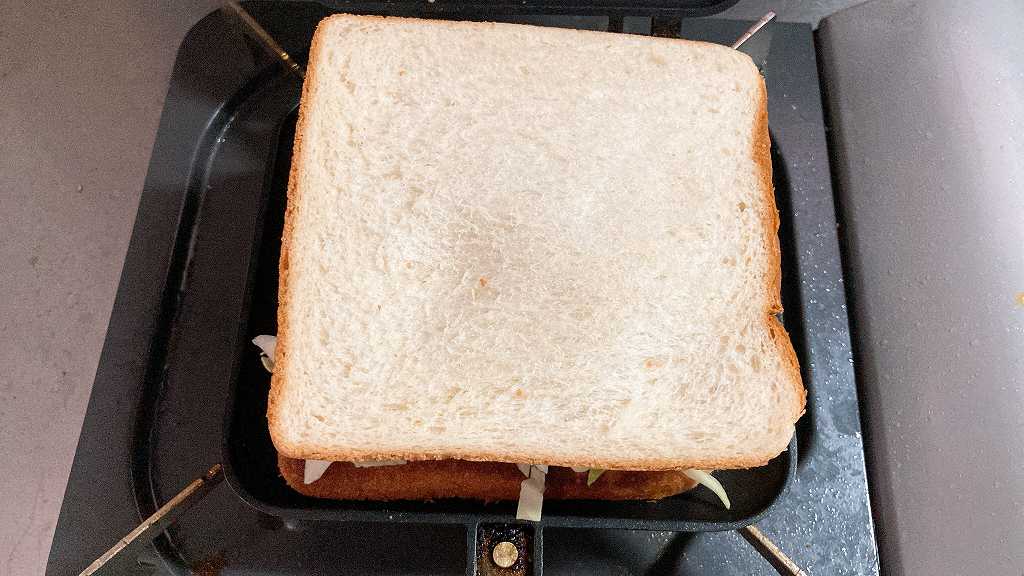 食パンオン