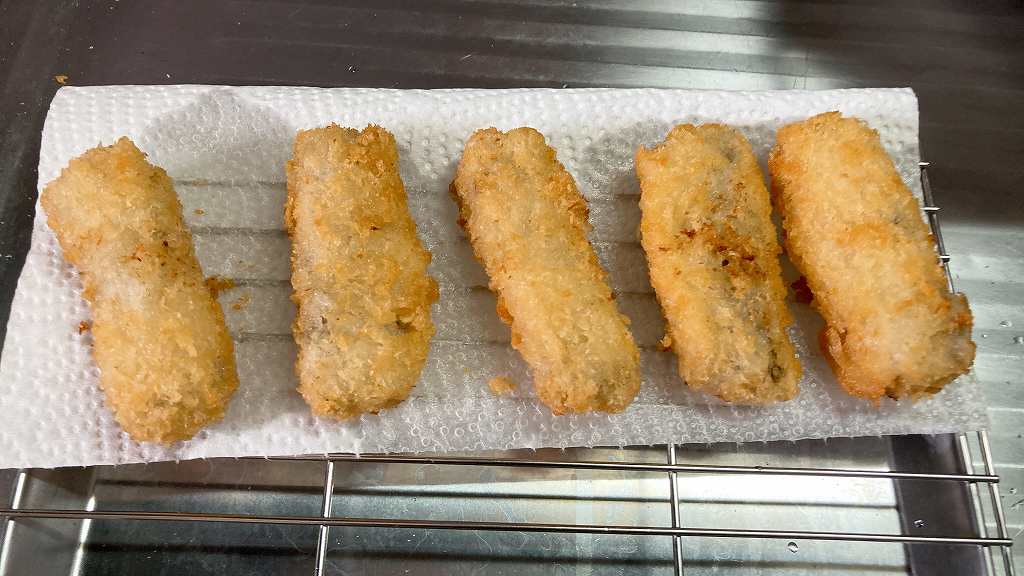 油を切る