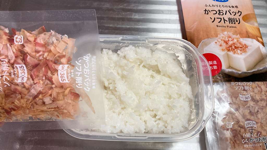 ご飯にかつお節