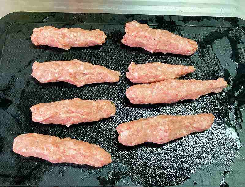 オクラを包む