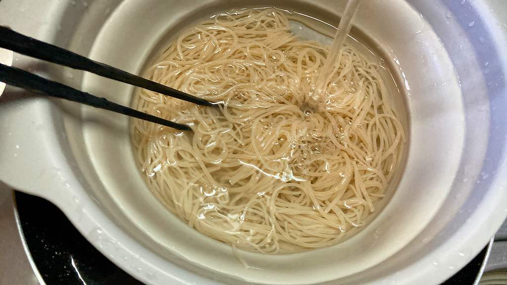 水洗いする