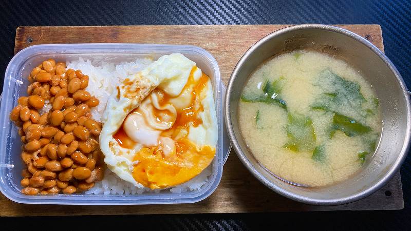 ８月朝食１