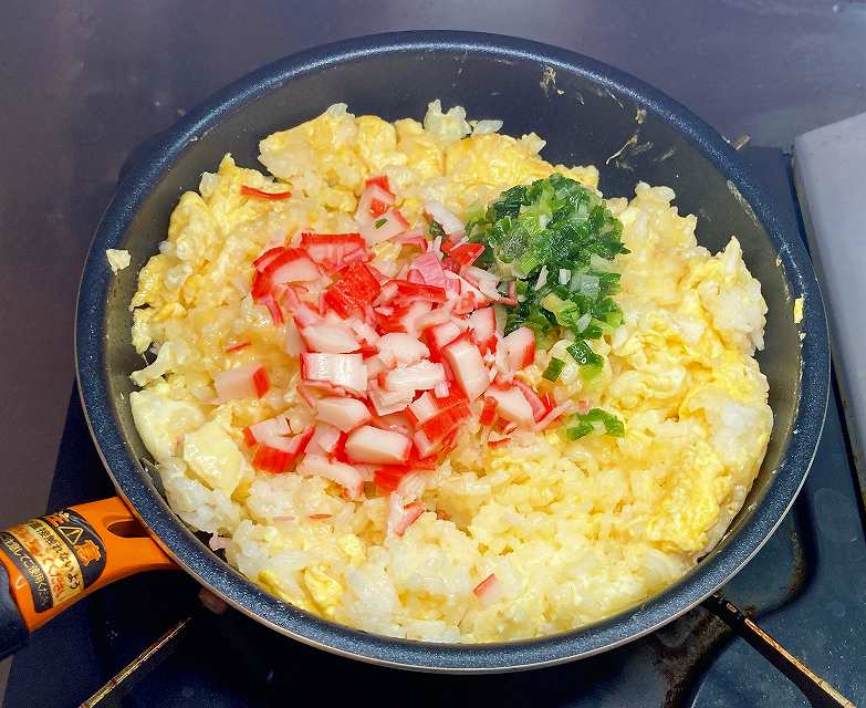 カニカマ、青ねぎイン