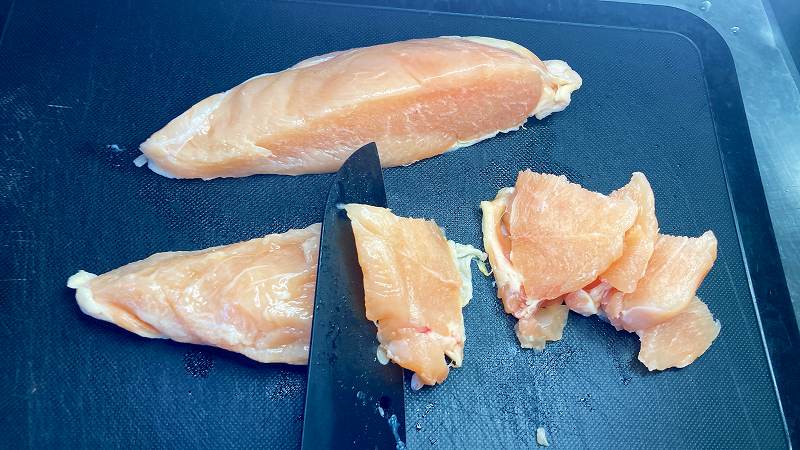 鶏むね肉カット