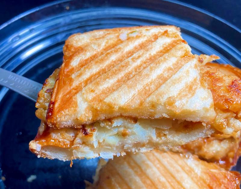 実食３、ミニお好み焼きのホットサンドアイキャッチ