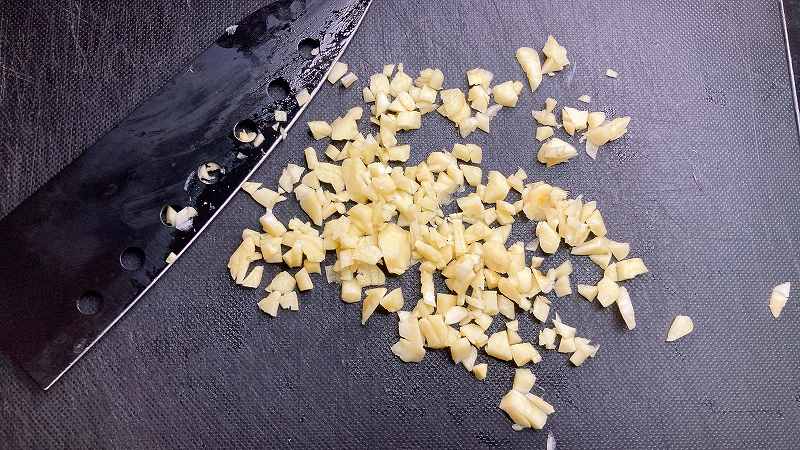 にんにくカット２