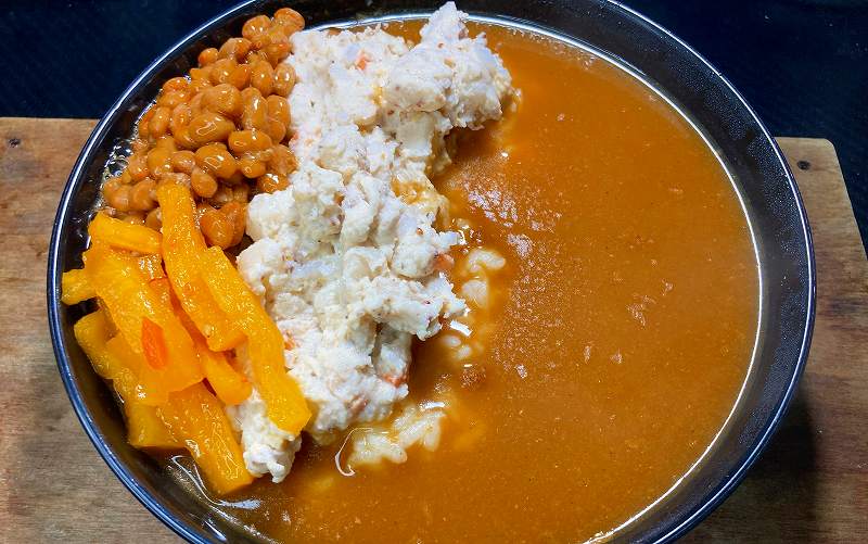 実食2,ジャーマンポテトサラダのせカレーライスアイキャッチ