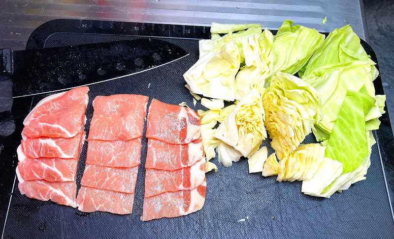 肉とキャベツカット