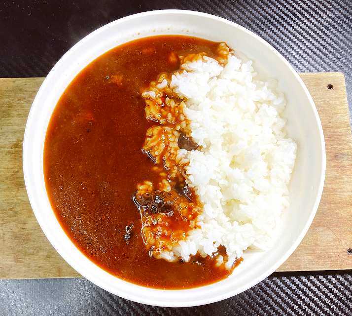 実食２、ハッシュドビーフアイキャッチ