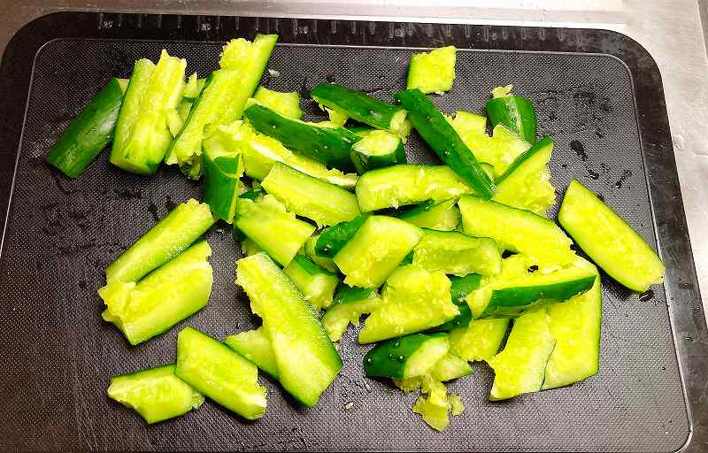 続けて手で割く