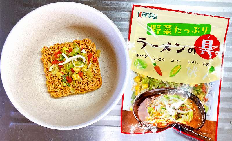 ラーメンの具オン