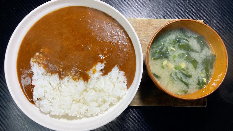 レトルトカレー