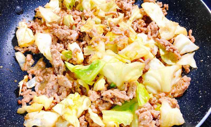 実食２、豚ひき肉とキャベツの味噌炒めアイキャッチ