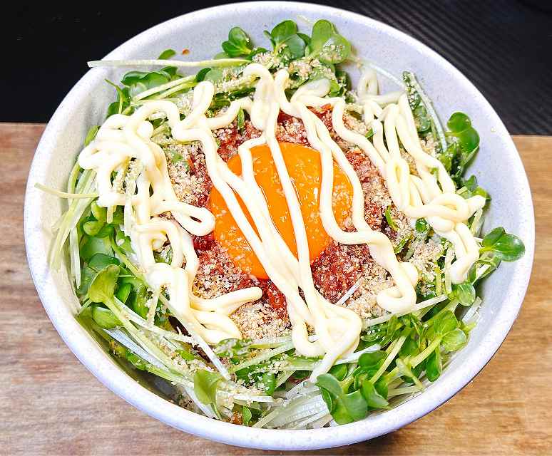 実食2、コンビーフ丼アイキャッチ