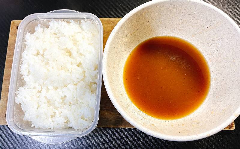 ご飯を用意