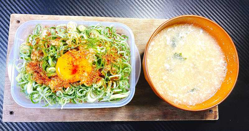 ねぎ玉丼（既に作ってたのでボツ）